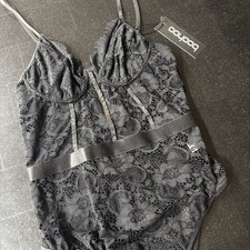 Boohoo New With Tags Lace Bodysuit Size Small