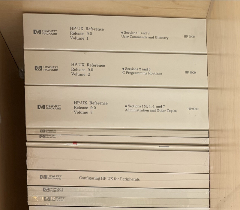 Hewlett-Packard HP-UX Release 9.0 Reference Manuals Lot, English B2355-90033