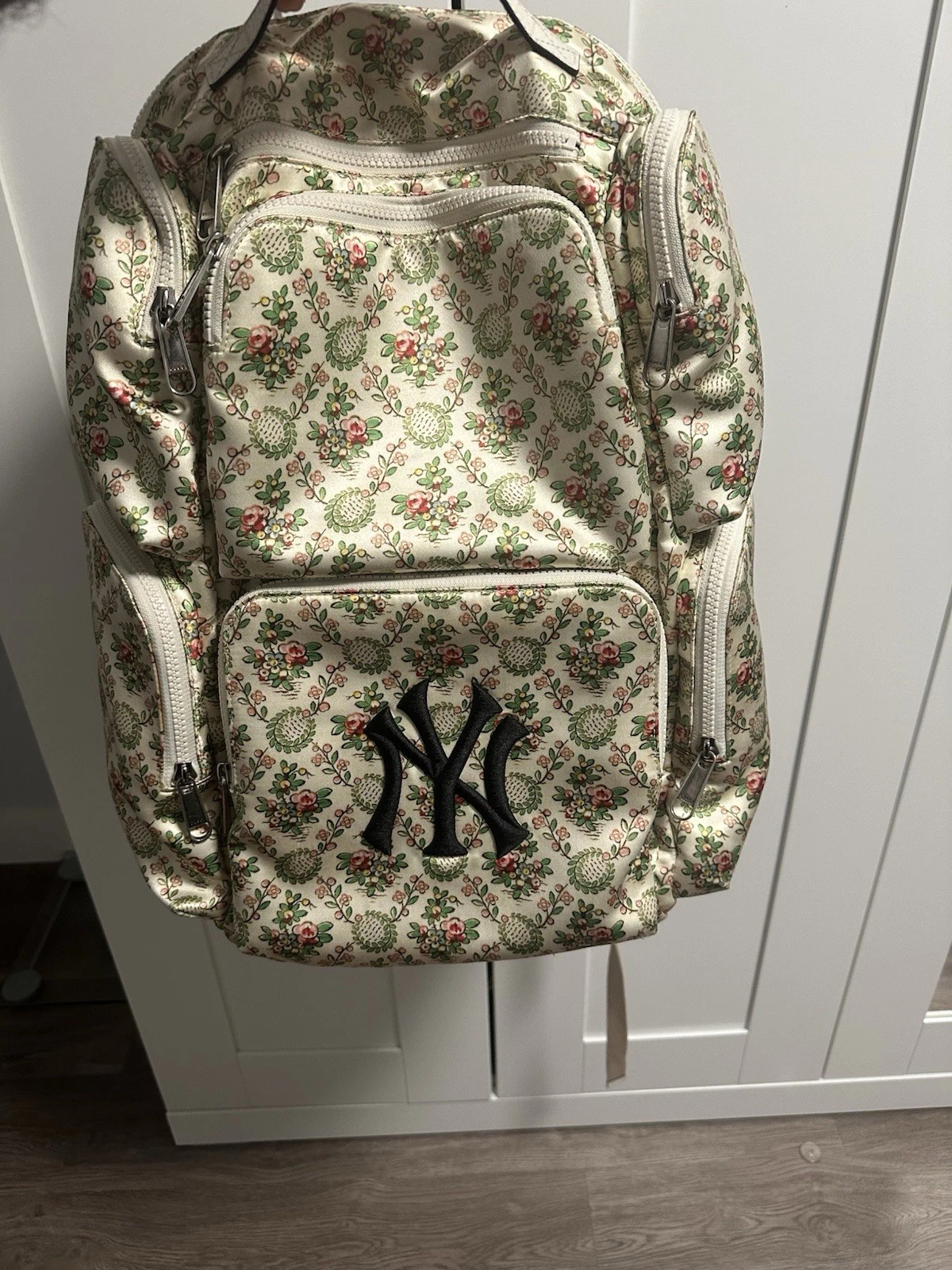 Grand sac à dos Gucci x NY Yankees tapisserie florale satin 100 % légitime authentique 