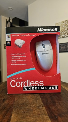 Microsoft Cordless Wheel Mouse Wireless Serial & PS/2 Compatible with Receiver