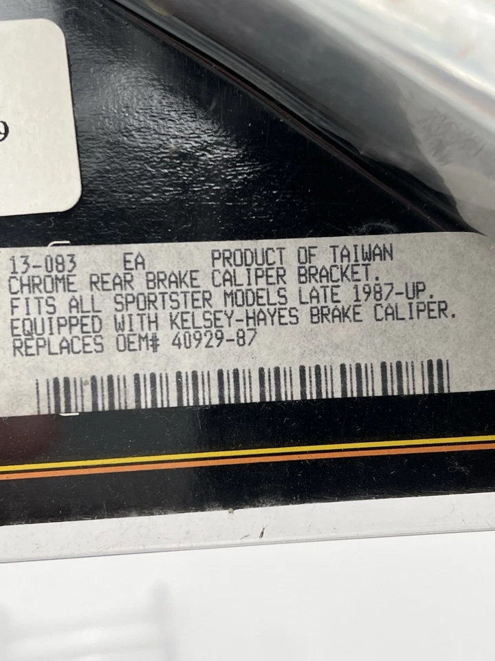 Soporte de pinza de freno trasero cromado personalizado Harley Davidson - 40929-87 NUEVO Foto 2 de 4