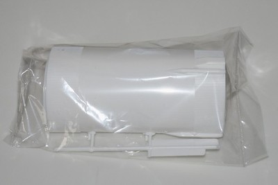 REVELL SATURN V APOLLO 11 04909  PARTS  RIGHT & LEFT STAGE II TANK HALVES 1/144