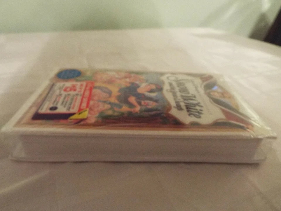 Brand New Disney Snow White VHS Masterpiece w/ Watch & Receipt 1994 - Image 4 of 4