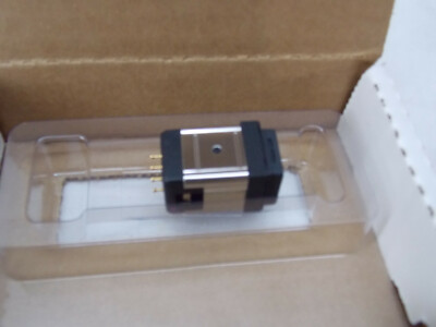 Vivisun LED-10-17-KAB-E278W Hash Red / Left Green  Push Button Switch NEW 