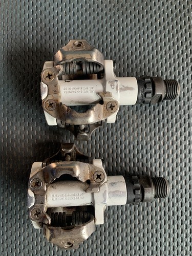 Shimano PD-M520 SPD Mountain Bike Clipless Pedals - Picture 3 of 4