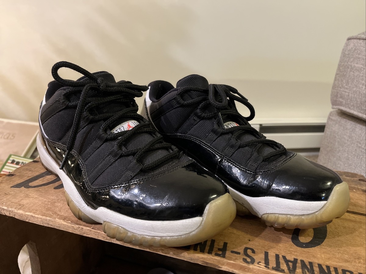 AIR JORDAN 11 XI RETRO LOW USED SIZE 10 BLACK INFRARED PURE