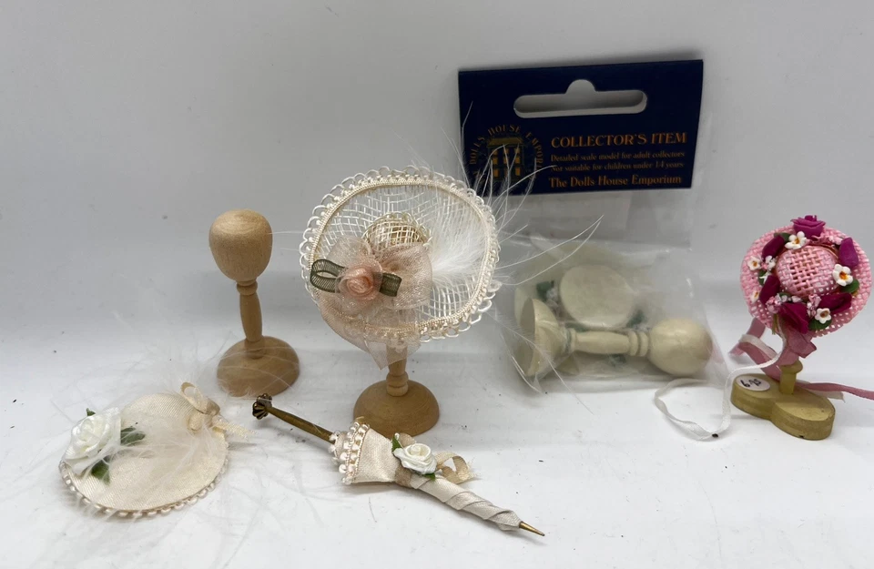 Dolls house hats, stands, parasol shop home job lot bundle in 1/12th Scale mix  - Image 3 of 4