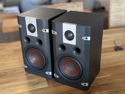 DALI LEKTOR 2 Hochleistungs-Regallautsprecher Esche schwarz 100w Schwarz