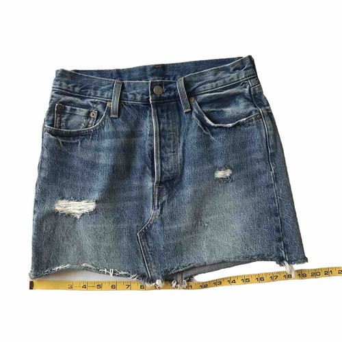 Levi's Icon minigonna denim donna 26 blu jeans bottoni nascosti mosca invecchiato usato in ottime condizioni - Foto 9 di 11