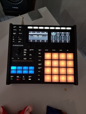 Native Instruments Maschine MK3 Komplett In Box