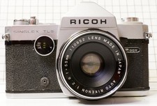 RICOH SINGLEX TLS Spiegelreflexkamera mit AUTO RIKENON 1:2.8 f = 55 mm