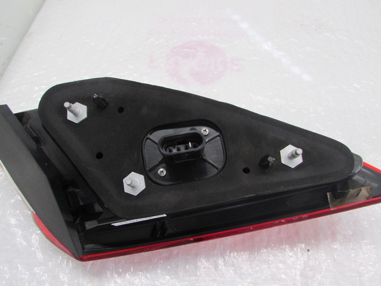 2014-2017 MASERATI QUATTROPORTE RIGHT REAR OUTER TAIL BRAKE LIGHT OEM6700054510