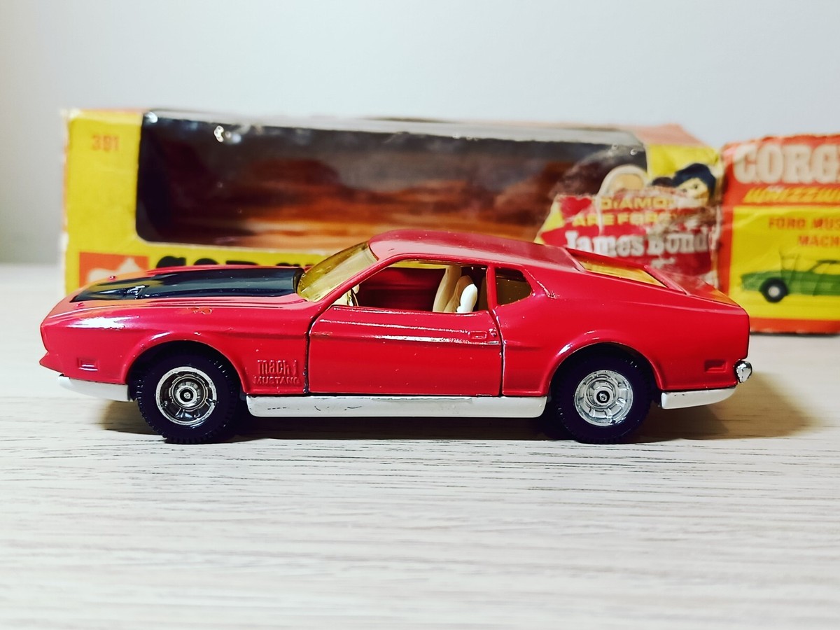 Corgi 391 James Bond 007 Ford Mustang Mach 1 *with original box