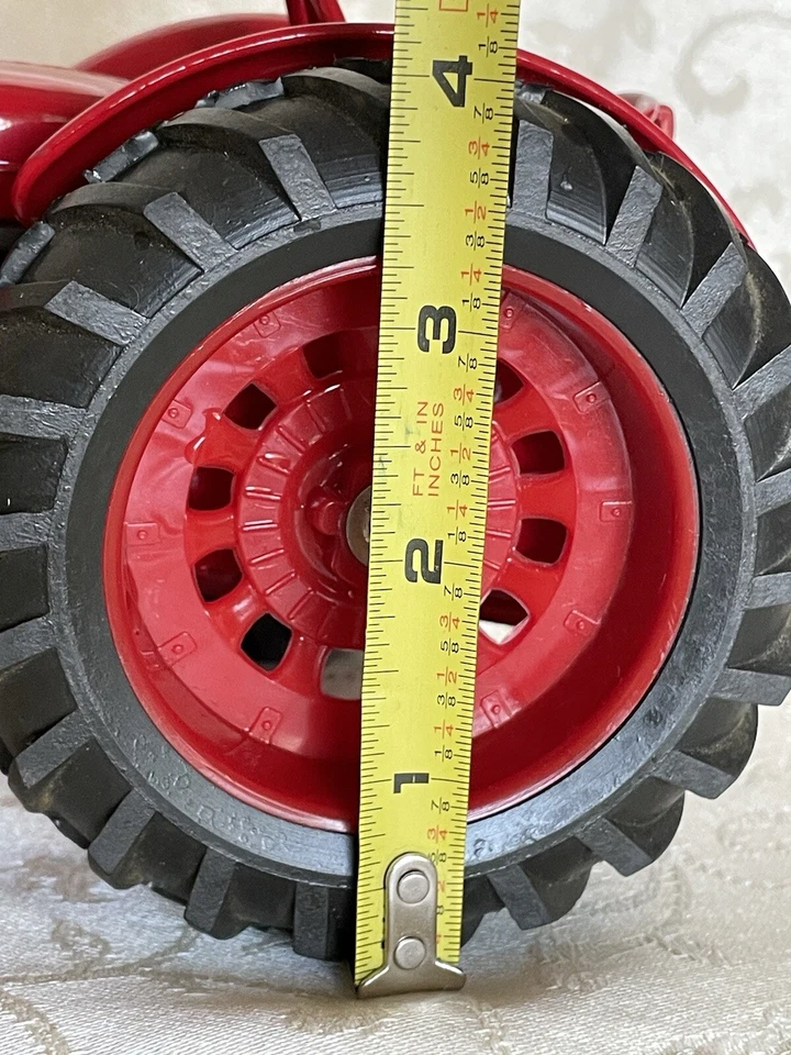 ERTL 1/16 МЕЖДУНАРОДНЫЙ MCCORMICK WD9 ТРАКТОР ФЕРМА ИГРУШКА КРАСНЫЙ WD-9 - Изображение 3 из 4