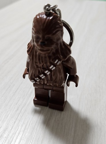LEGO Star Wars Chewbacca LED Light up 3" Keychain Keyring Torch 2015 - Picture 3 of 5