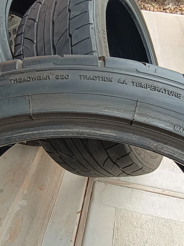 1 x Neumático deportivo Nitto NT555 G2 265/35/20 99W Ultra-High Perf, cantidad 2 disponibles Foto 4 de 4