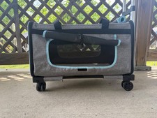 Easy to store airline approved medium sized pet carrier with removable wheels