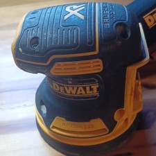 DEWALT DCW210 XR Brushless 20V Random Orbit Palm Sander Yellow Black