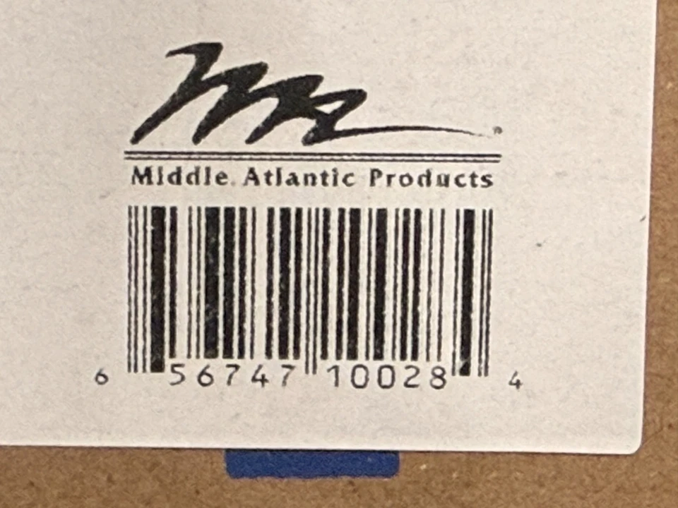 Middle Atlantic 9-Outlet PDU Rackmount 1U Power Strip 120V/15A # PD-915R-PL - Image 3 of 4