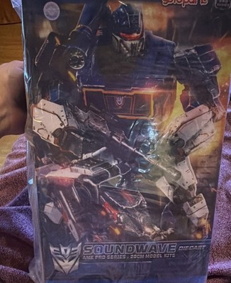 Transformers Soundwave AMK Pro Series TF-6, 20 CM Diecast & Electronic Model Kit