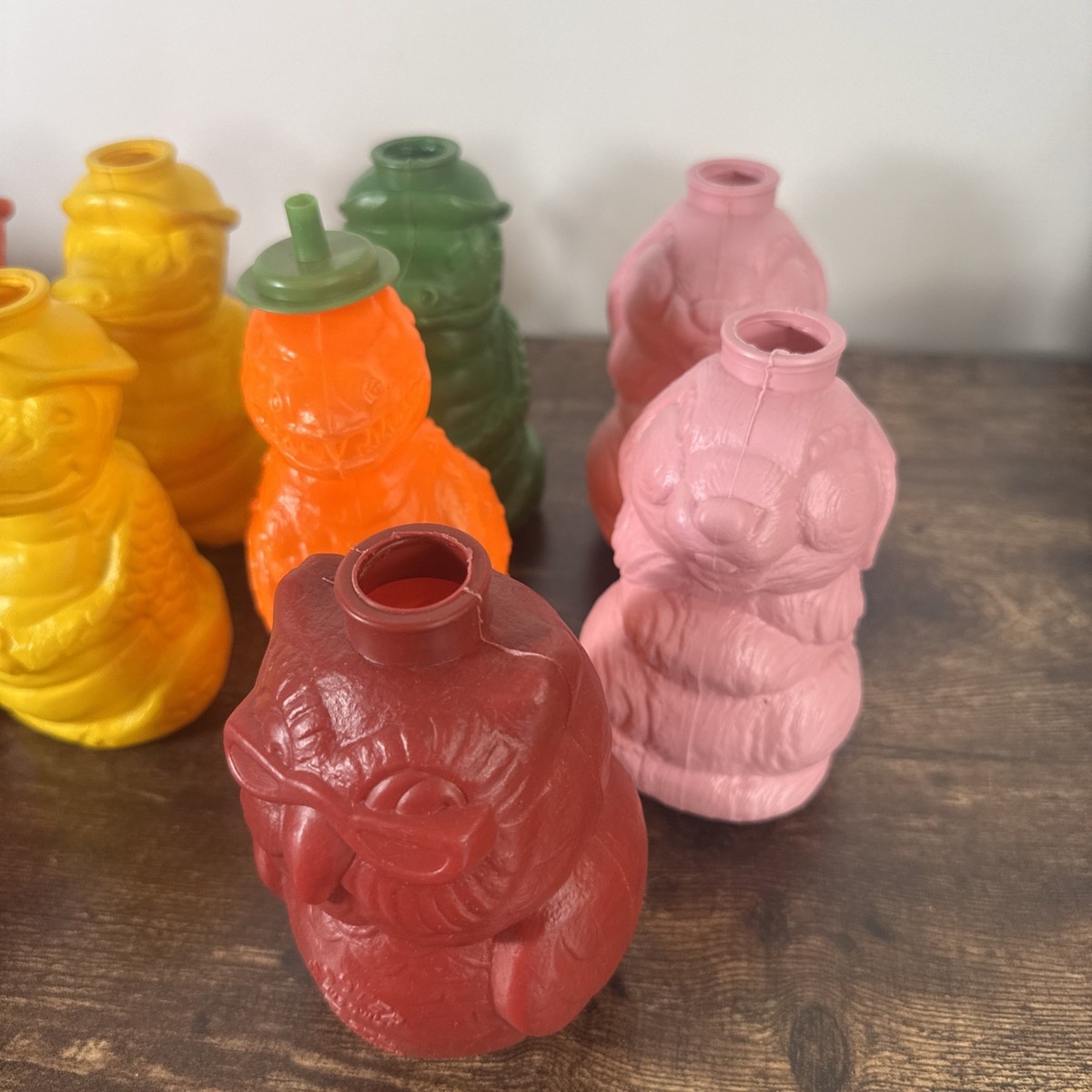 Vintage Plastic Novelty Cups Rax Restaurants Lot of 18 Assorted