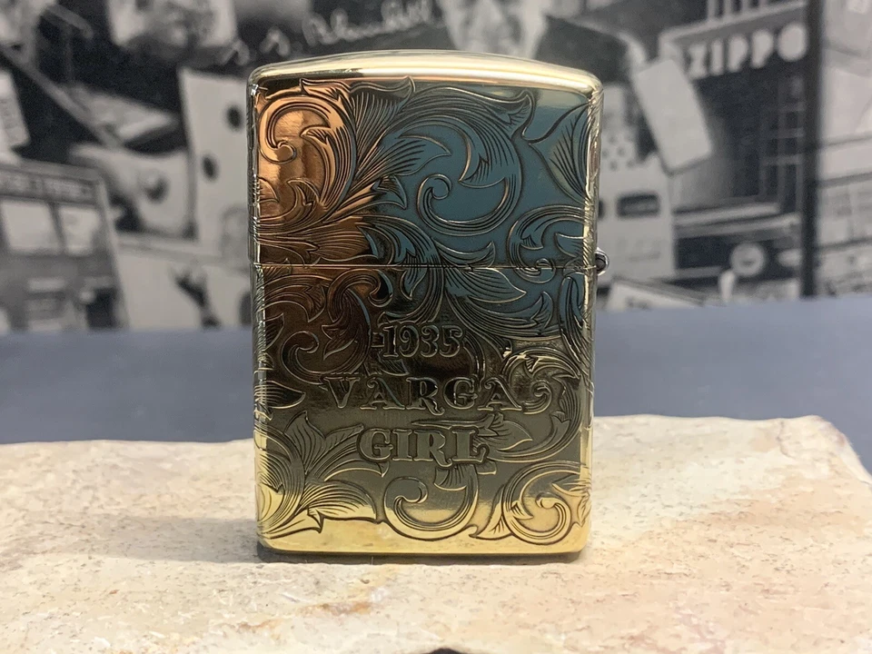 ZIPPO VARGA GIRL 1935 БРОНЯ 4-СТОРОННЯЯ зажигалка ZiPPO - Изображение 2 из 4