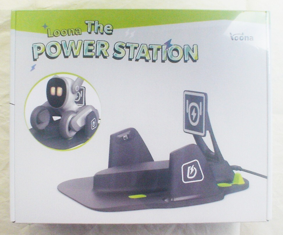 Loona The PETBOT & POWER STATION セット Loona The PETBOT & POWER STATION セット