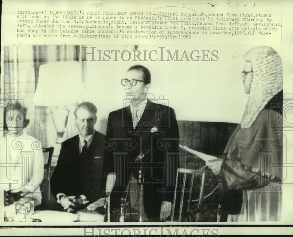 1970 Press Photo Rhodesian President Clifford Dupont at Swearing in Ceremony - 画像1/2