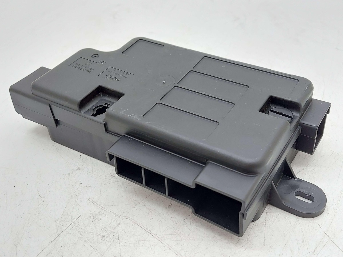a+u 2011年 484 487 488 494 2012 AUDI R8 V10 5.2L PASSENGER FUSE BOX 420937548A | eBay