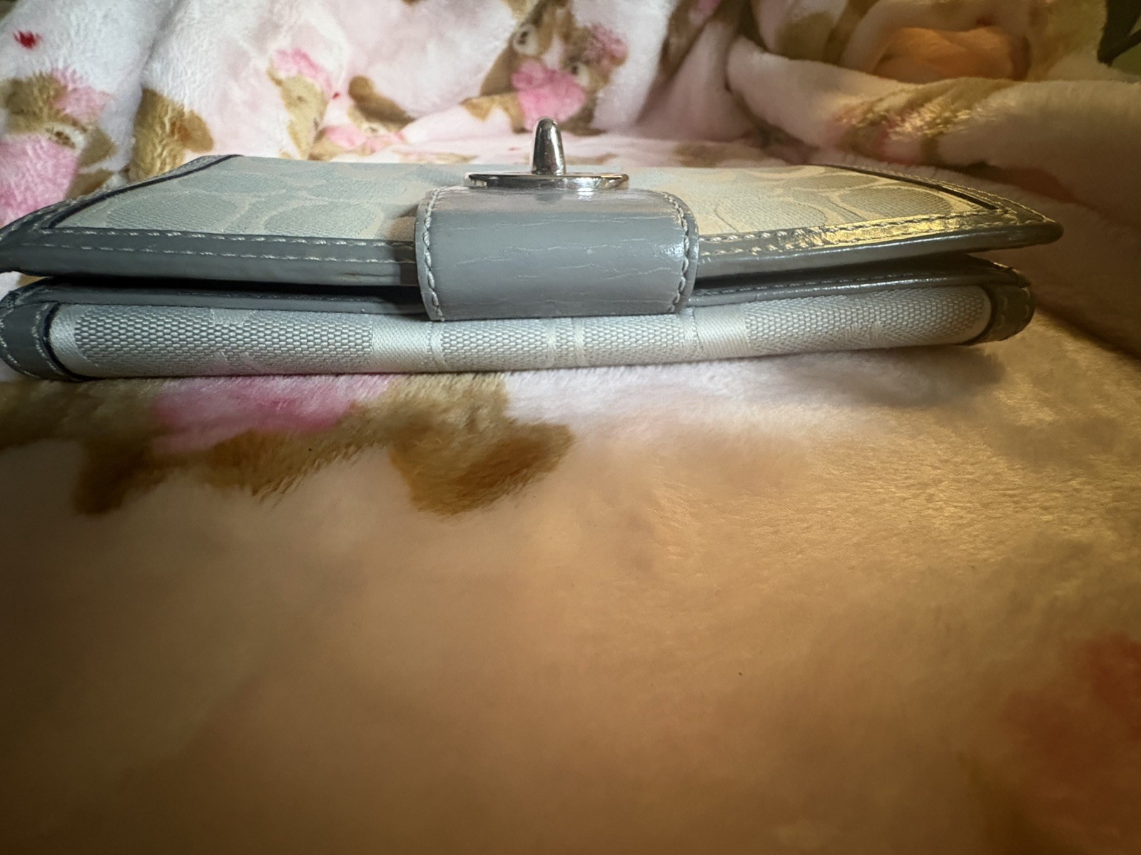 Cute Gray Large Canvas COACH Wallet Organizer w/ Leather Trim, made in Vietnam!  thumbnail 12