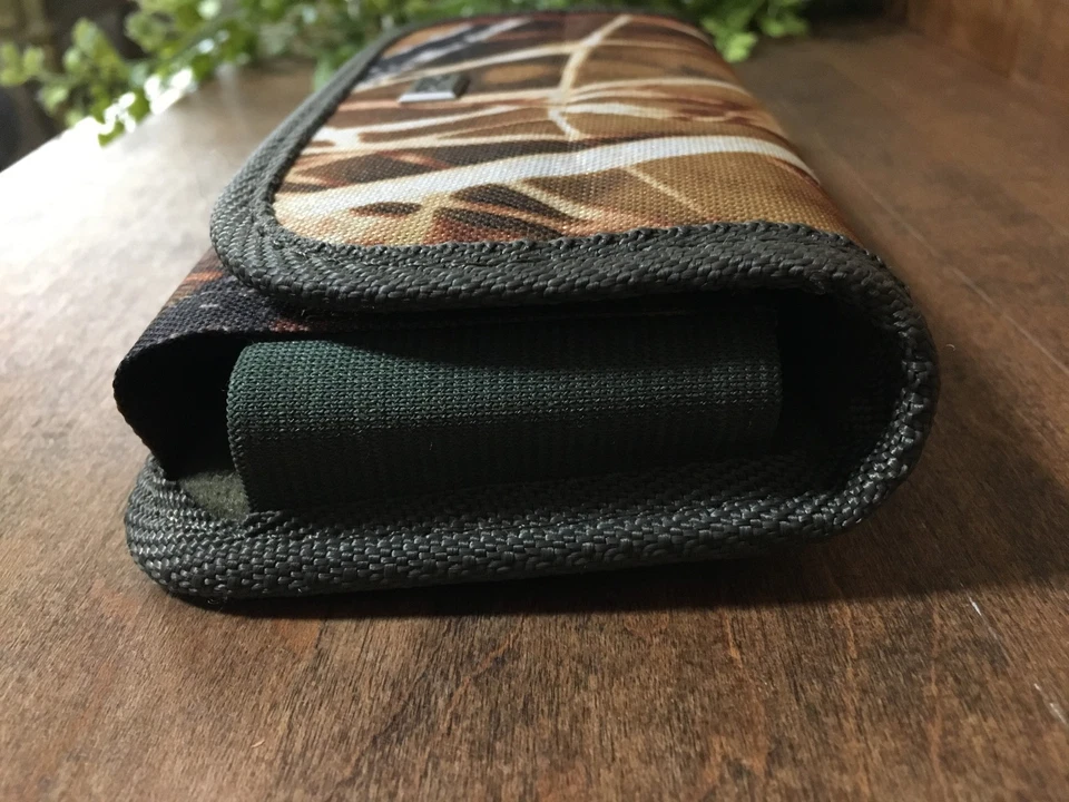 Reiko Phone Pouch with Card Holder Belt Clip Camouflage Horizontal NWOT - Image 3 of 4