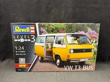 Revell - VW T3 Bus 1:24 Scale Plastic Model Kit 07706