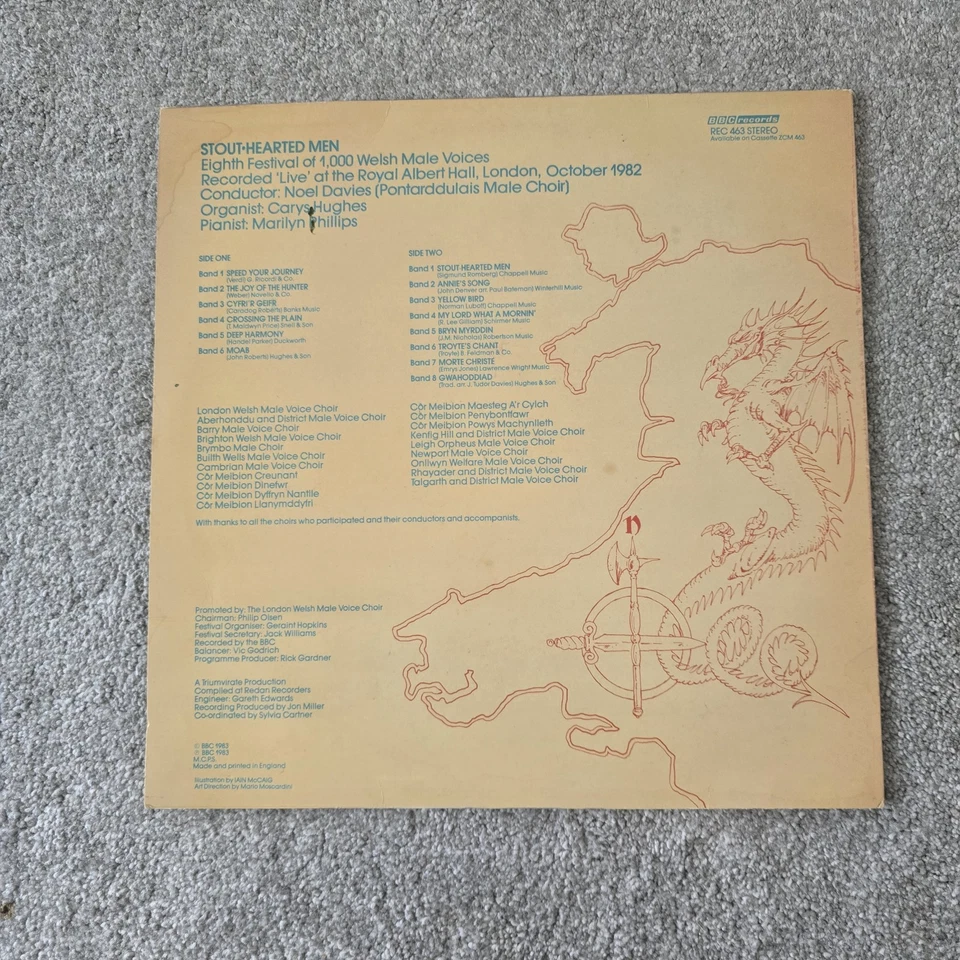 STOUT HEARTED MEN 1000 Welsh Male Voices LP Live Royal Albert Hall - Image 2 of 3