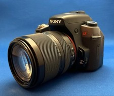 SONY  550 Digital Single-Lens Reflex Camera DT18-135mm Set