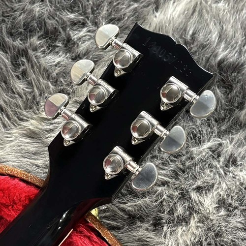 Gibson Les Paul Classic P-90 Ebony 2018 Used Electric Guitar - Picture 8 of 10
