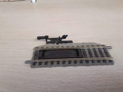 FLEISCHMANN PROFI HO 6114. MANUALLY OPERATED DECOUPLING RAIL