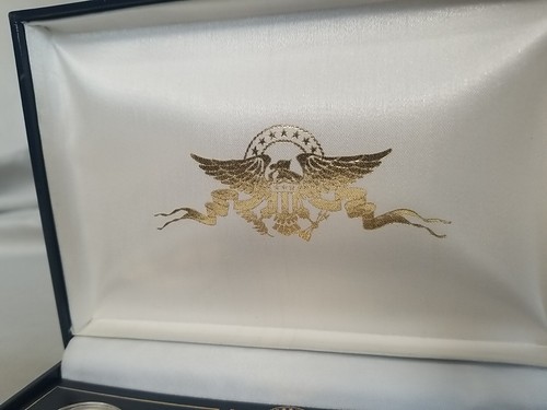 24k Gold Plated 1999 Coin Proof Set w/ Documents - $1, .25, .10, .05, .01 - Picture 4 of 20