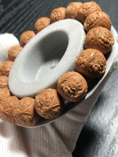 15mm Hedgehog Hand carved Four Dharma protectors of Buddhism Bracelet纯手工雕刻猴头四大护法 - Picture 2 of 12