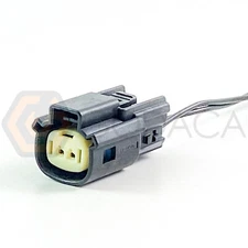 1x Connector 2-way for Electric Water Pump WPT-1402