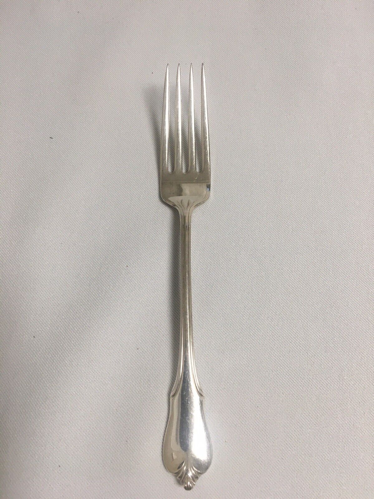 Wallace Grand Colonial Sterling Silver Dinner Fork  7 1/4 inches No Mono