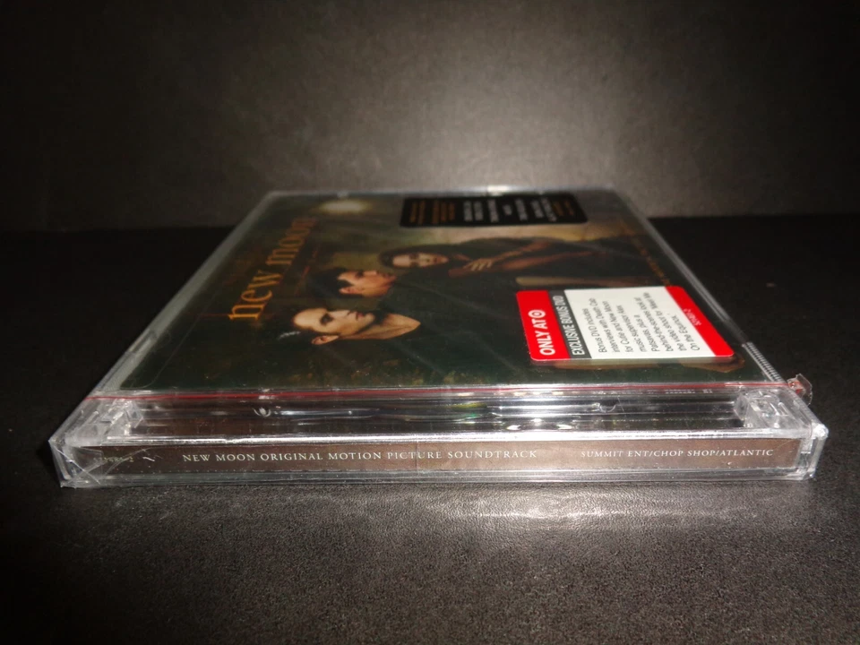 TWILIGHT SAGA NEW MOON Soundtrack-Rare NEW Target Excl CD w/Bonus DVD--CD & DVD - Image 3 of 4