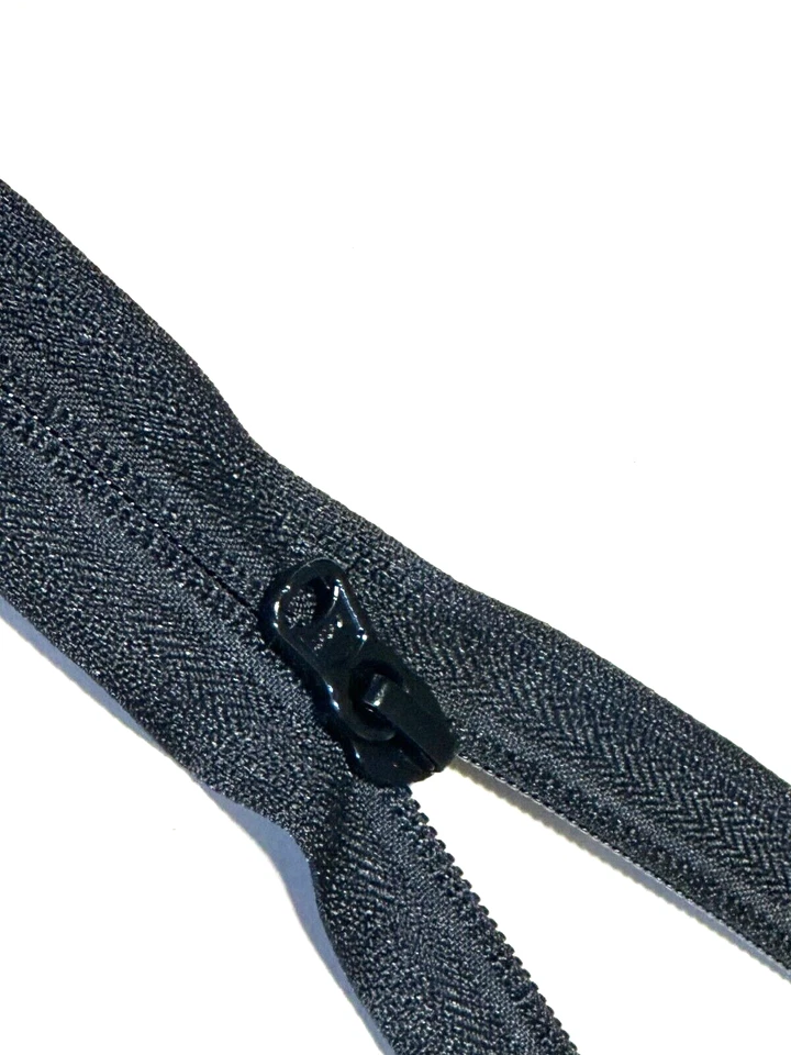 100 Pack YKK Nylon Coil Lightweight Reverse Zipper Color Black #580*Length 13" - Image 3 of 4