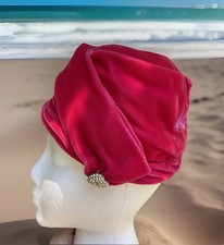 Vtg Gatsby Cloche Hat w Rhinestone Heart Pin Handmade Label 1920s Inspired