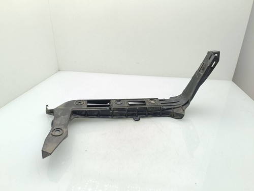 Volkswagen Transporter - Caravelle T5 2010 Stoßstange hinten rechts Halterung