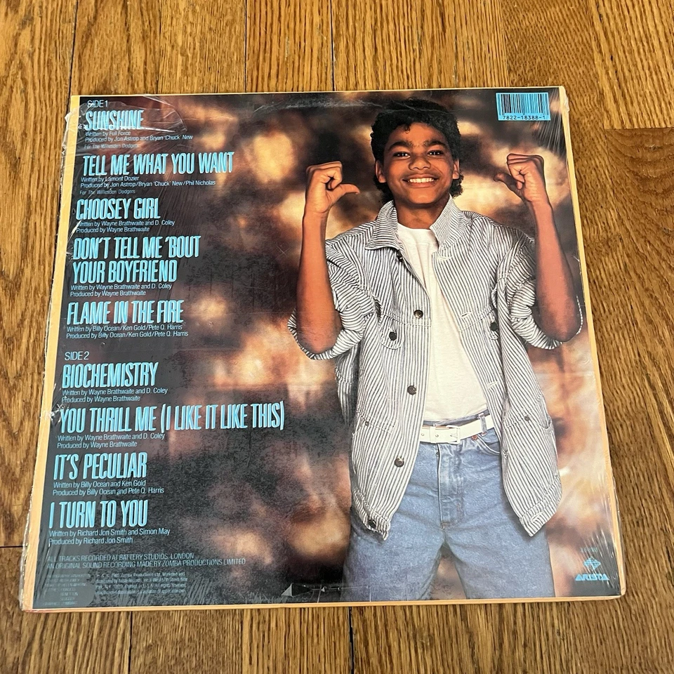 Warren Mills s/t Vinyl Media VG+/ Sleeve VG+ JL 6-8388 Shrink Hype 1985 - Imagem 2 de 4