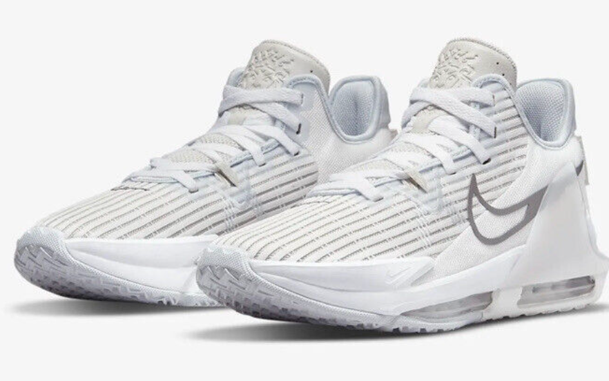 Mens Size 11 - Nike LeBron Witness 6 Summit White Metallic  display picture 1