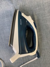 maytag steam iron m800