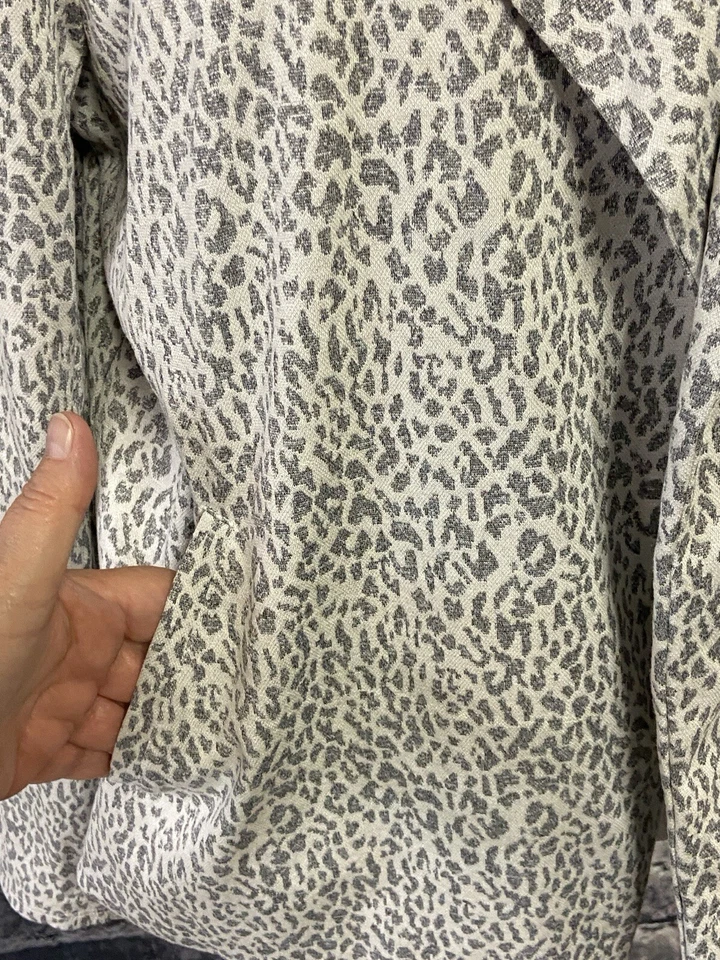 NIC+ZOE Open Front Jacket Womens Large Gray White Animal Print Lightweight Knit - Image 2 of 4