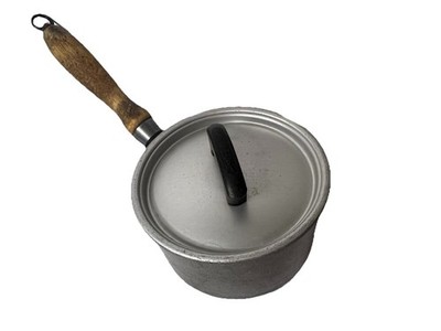 Vintage Wear-Ever No 701 Aluminum Sauce Pan with Lid Wood Handle 1 Qt USA Made