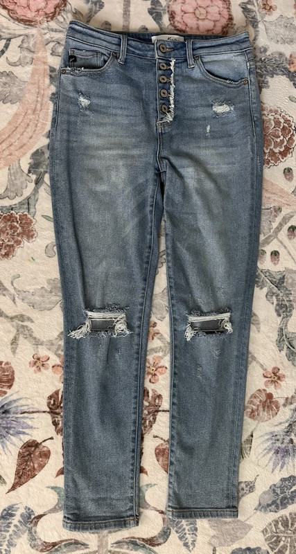 KanCan Women’s Skinny High-Rise Light Wash Blue Jeans 26 Distressed